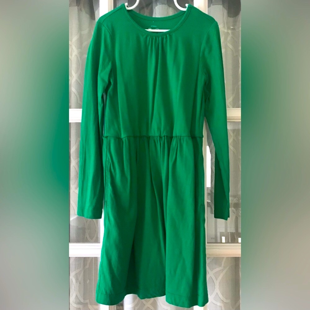 Primary size 8-9 years girls long sleeve 100% cotton green dress in VGUC